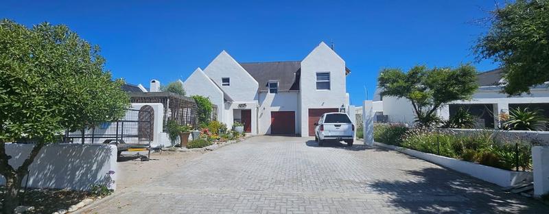 4 Bedroom Property for Sale in Dwarskersbos Western Cape